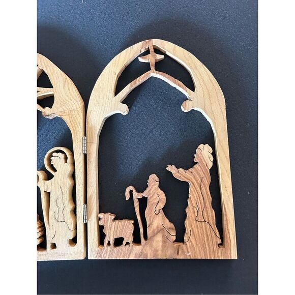 Hand Carved Rosewood Nativity Panel - Picture 7 of 8